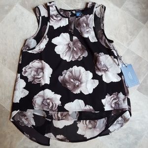 Vera Wang hi lo Cold Shoulder blouse